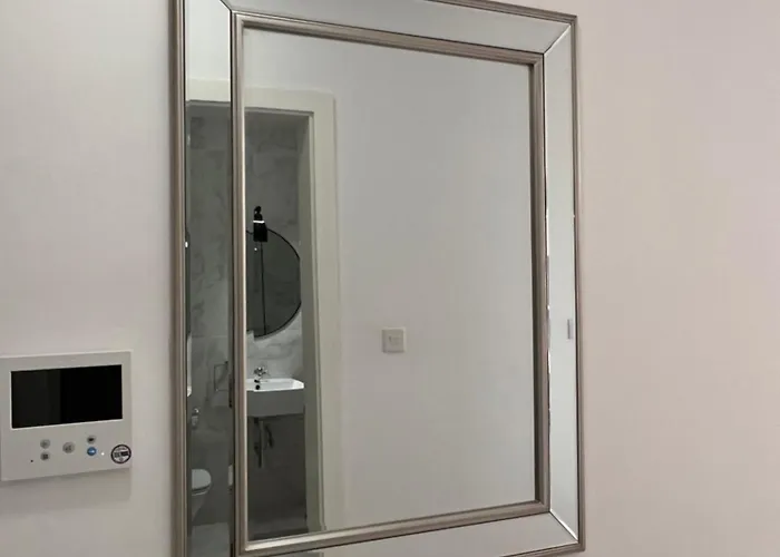 Beachfront Twin Homestay St. Paul's Bay